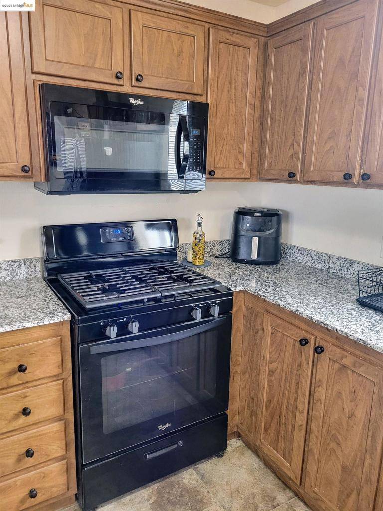 Oakley, CA 94561,210 W Cypress Rd.