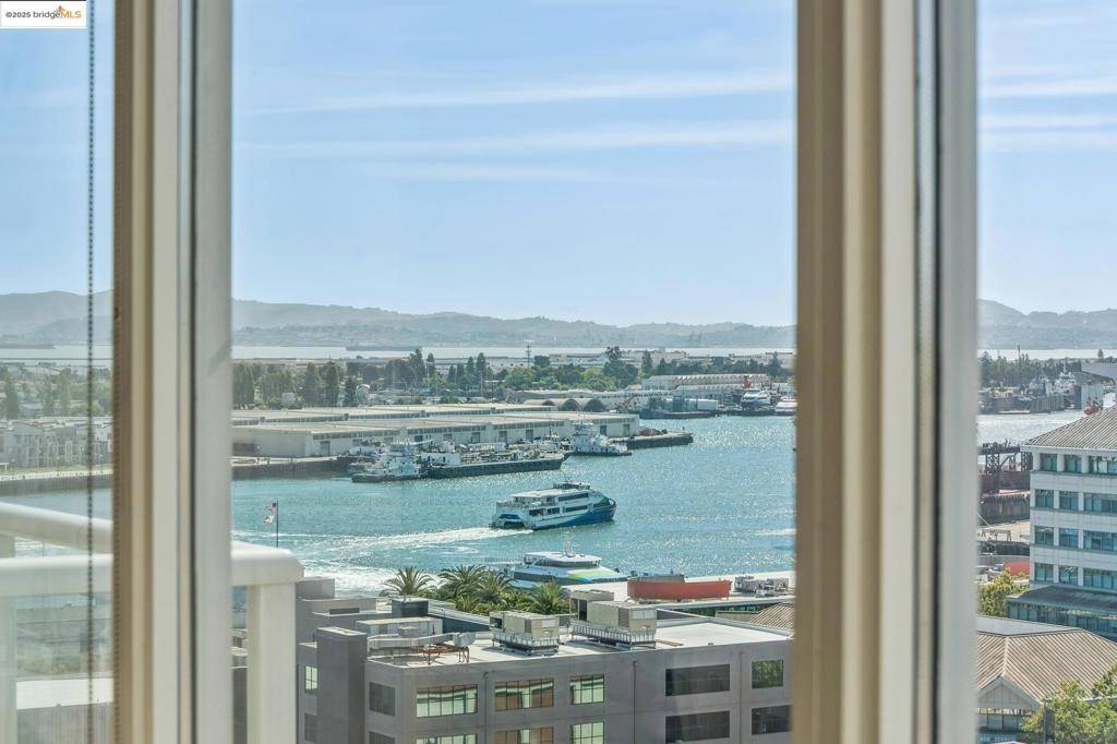 222 Broadway #1301, Oakland, CA 94607
