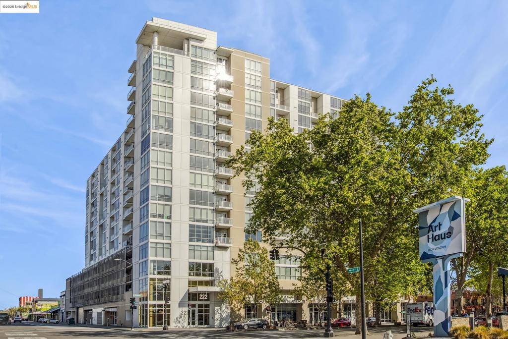 Oakland, CA 94607,222 Broadway #1301