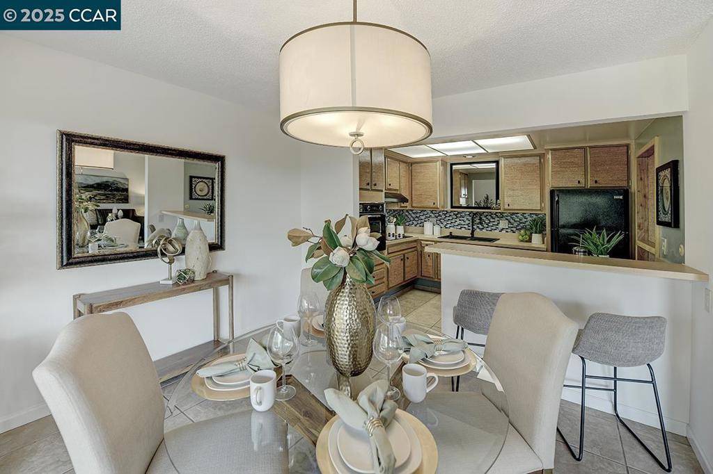Walnut Creek, CA 94595,1268 Skycrest #4