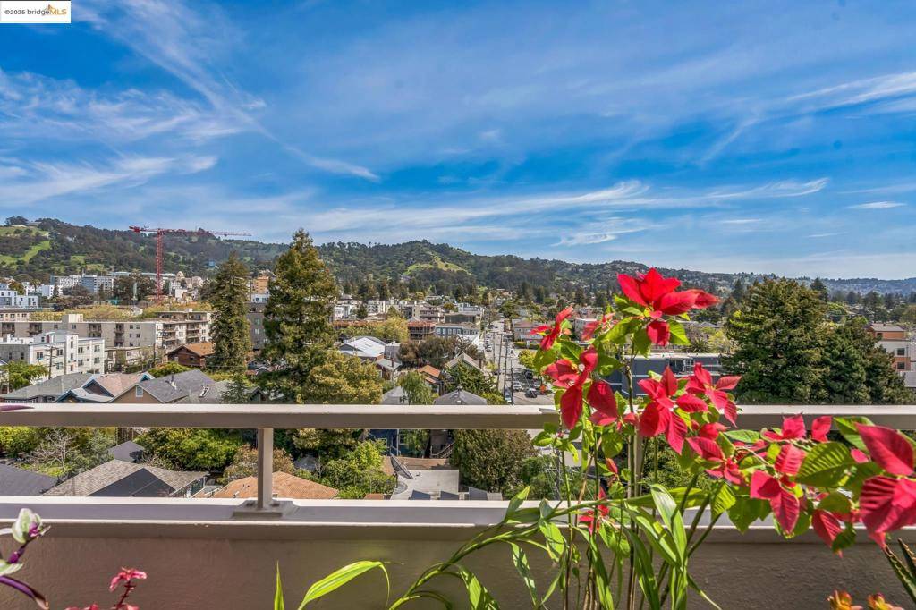 Berkeley, CA 94704,2550 Dana St #9B