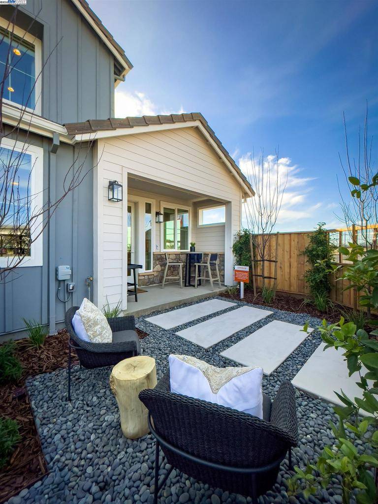Napa, CA 94558,107 Compass Drive #1703