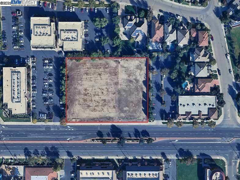 Lodi, CA 95242,1811 W Kettleman Lane