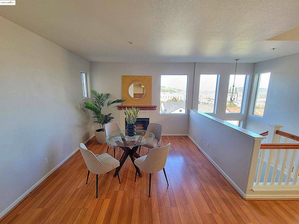 Daly City, CA 94014,386 Bay Ridge Drive