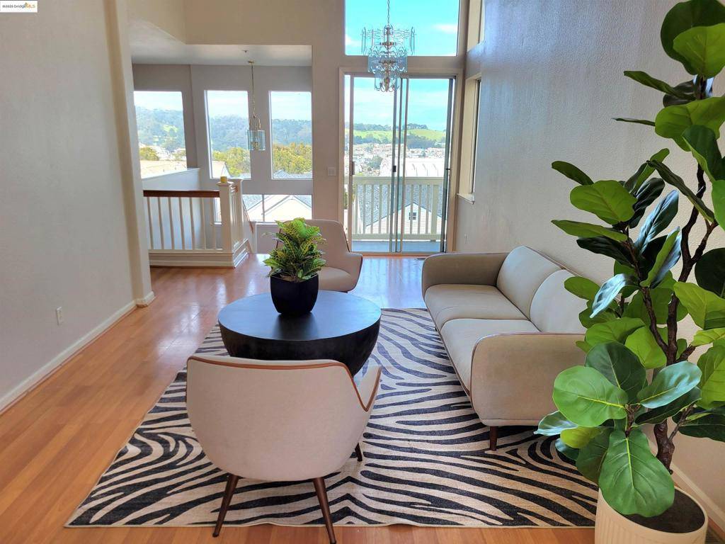 Daly City, CA 94014,386 Bay Ridge Drive