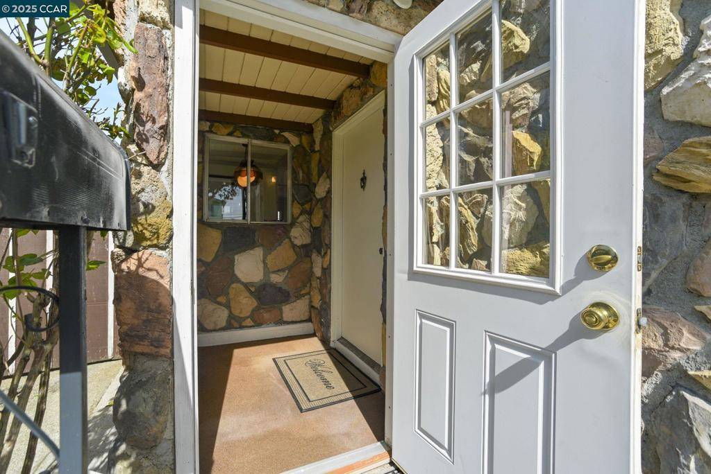 South San Francisco, CA 94080,24 San Felipe Ave