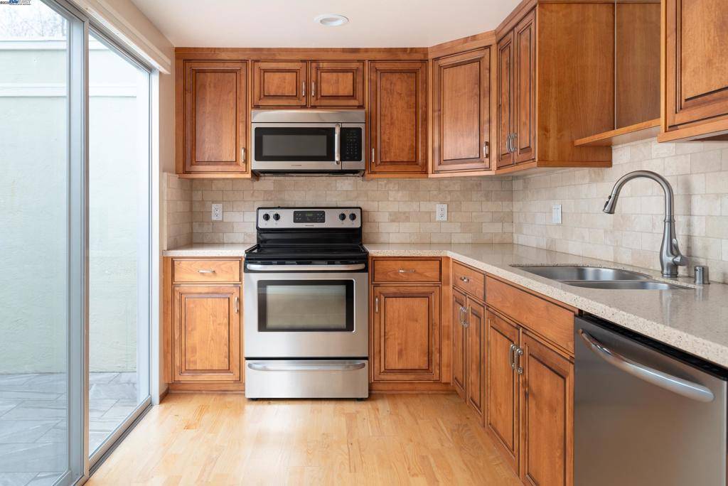 Walnut Creek, CA 94595,1141 PTARMIGAN DR #6