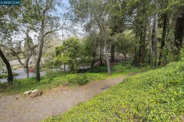 Orinda, CA 94563,4 El Sereno