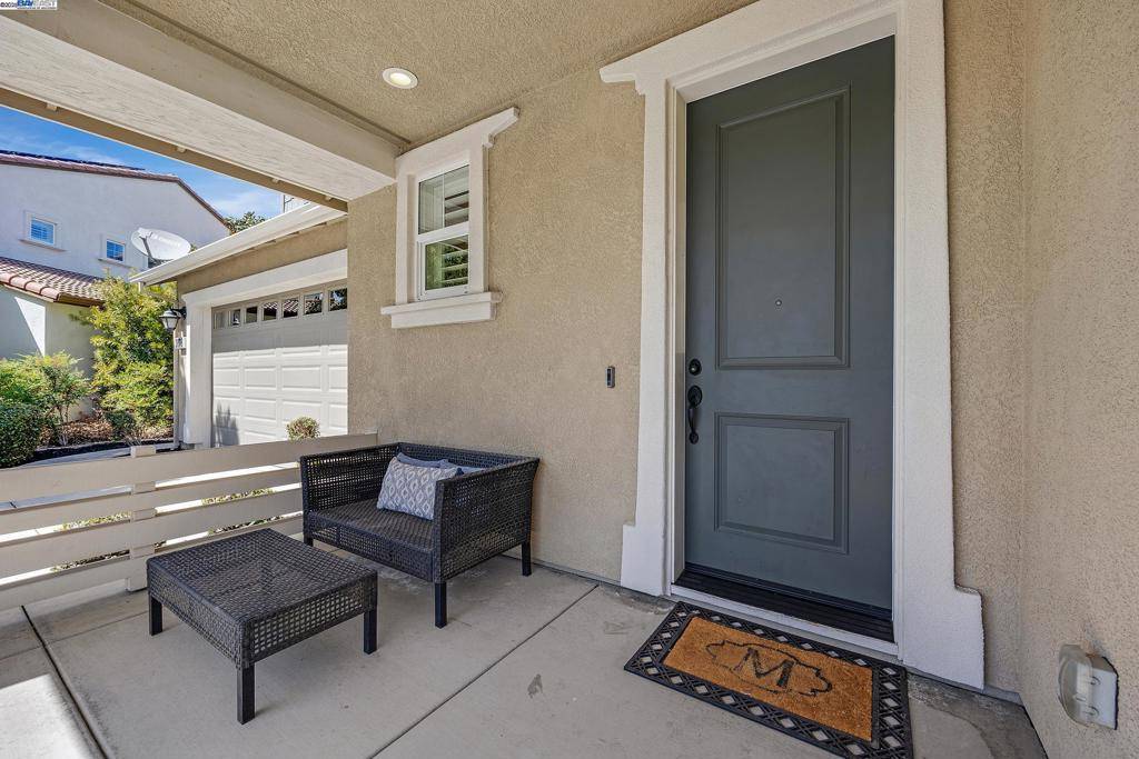 Tracy, CA 95377-8390,3838 Santa Fe Lane