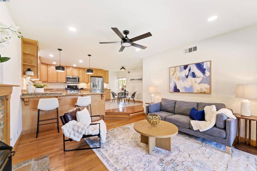 1058 Iroquois Ave., Livermore, CA 94551