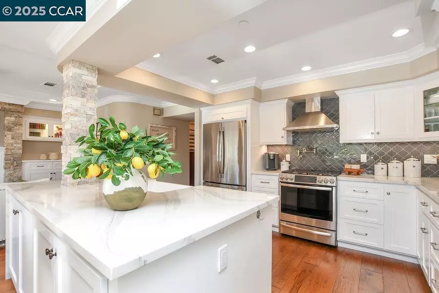1959 Golden Rain #2, Walnut Creek, CA 94595