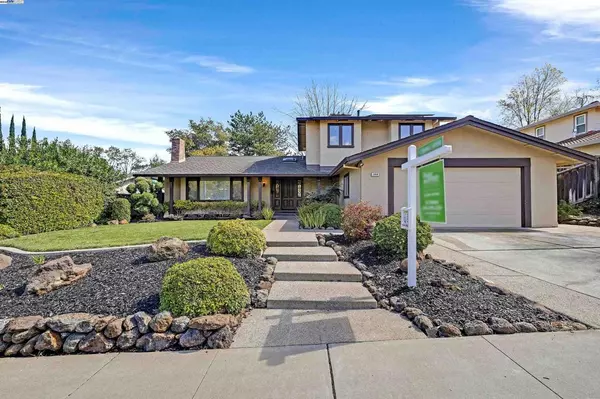 1068 Concord St, Pleasanton, CA 94566