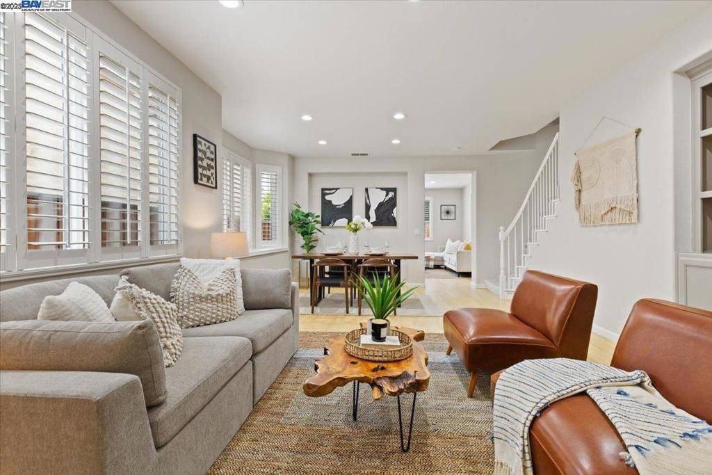 Dublin, CA 94568,5516 Springvale Dr