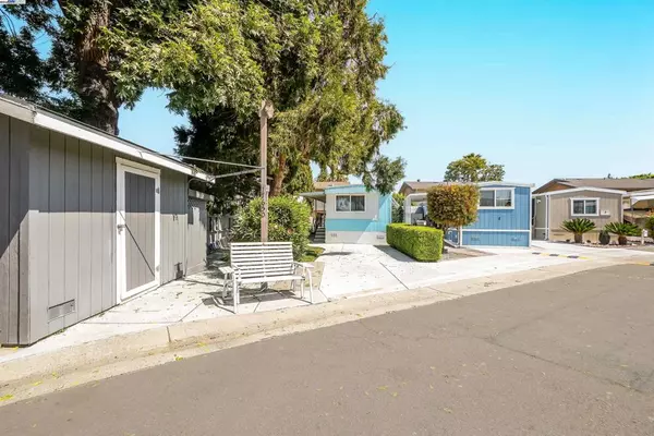 Hayward, CA 94541,17754 Meekland Ave