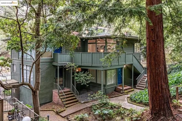 2704 Le Conte AVE #4, Berkeley, CA 94709