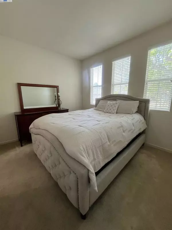 Rio Vista, CA 94571,334 Brockton Pl