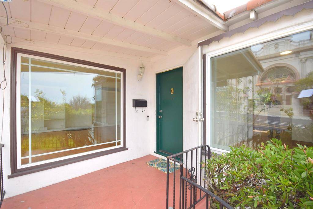 Hayward, CA 94541,22813 2Nd St