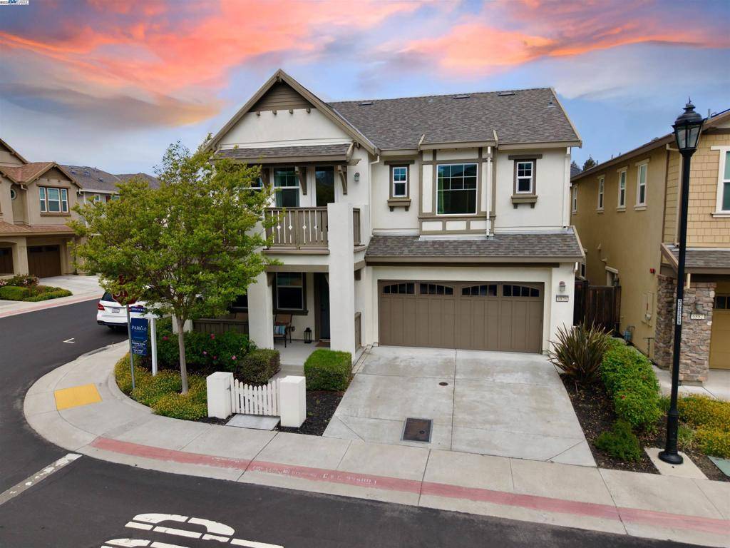 6876 Alamilla Dr, Dublin, CA 94568