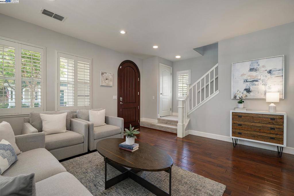 Danville, CA 94506,122 Center Ct