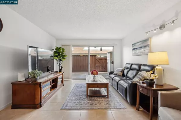 San Leandro, CA 94577,14295 Doolittle Dr