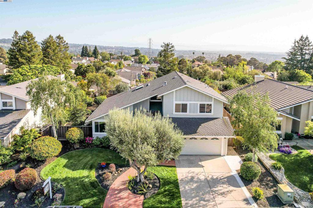 Castro Valley, CA 94552,5483 Sontura Ct
