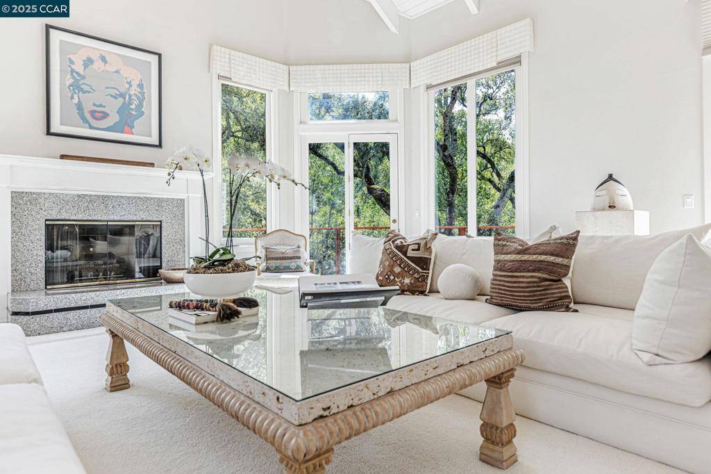 Moraga, CA 94556,4 Julianna Ct