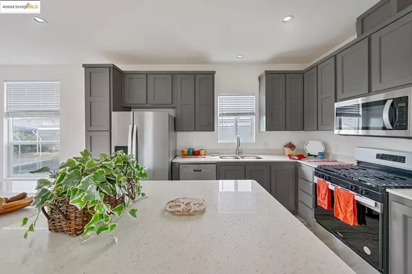 Citrus Heights, CA 95621,5922 Cackler LN