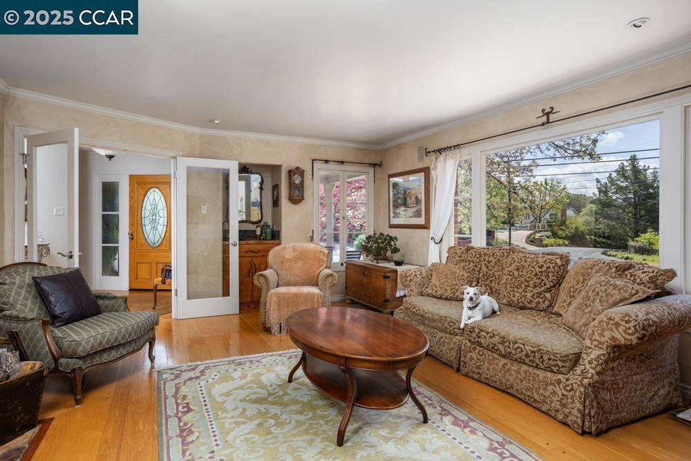Walnut Creek, CA 94596,20 Santa Rita Dr
