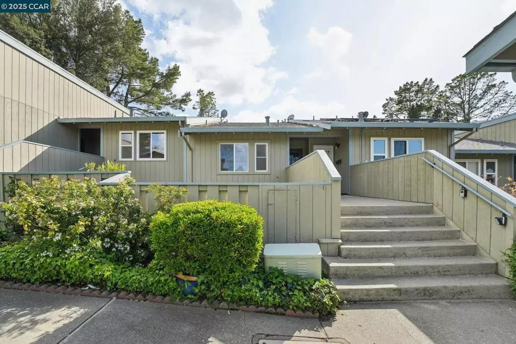 Moraga, CA 94556,1956 Ascot Dr