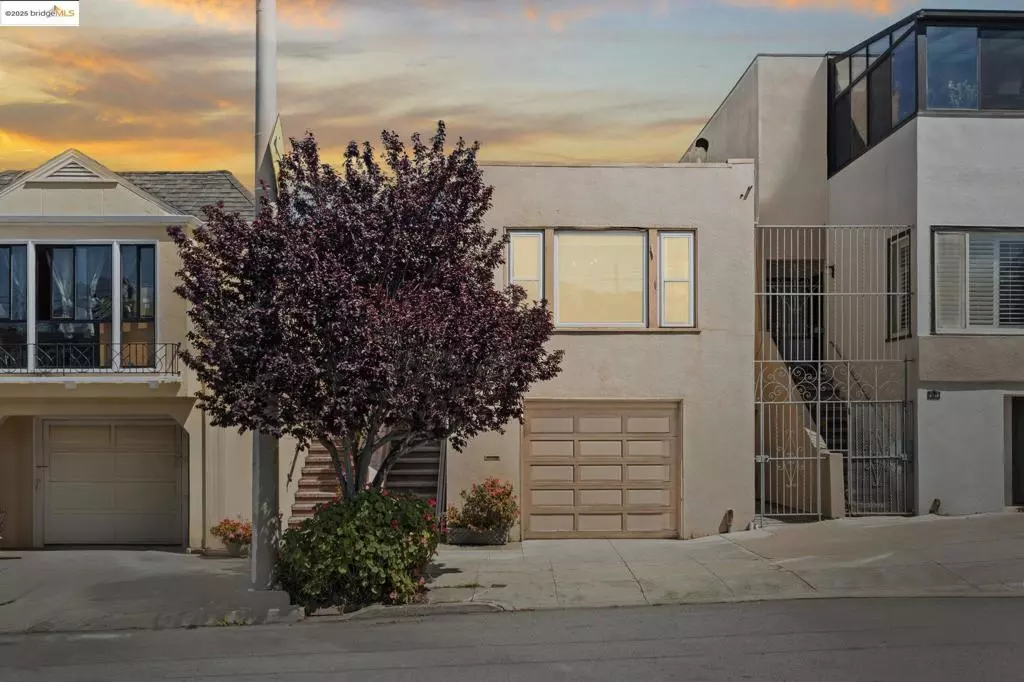 San Francisco, CA 94124,2022 Palou Ave