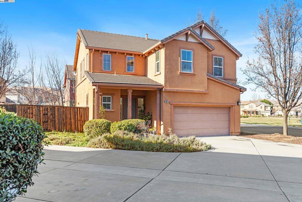 Patterson, CA 95363,20871 Grapevine Dr