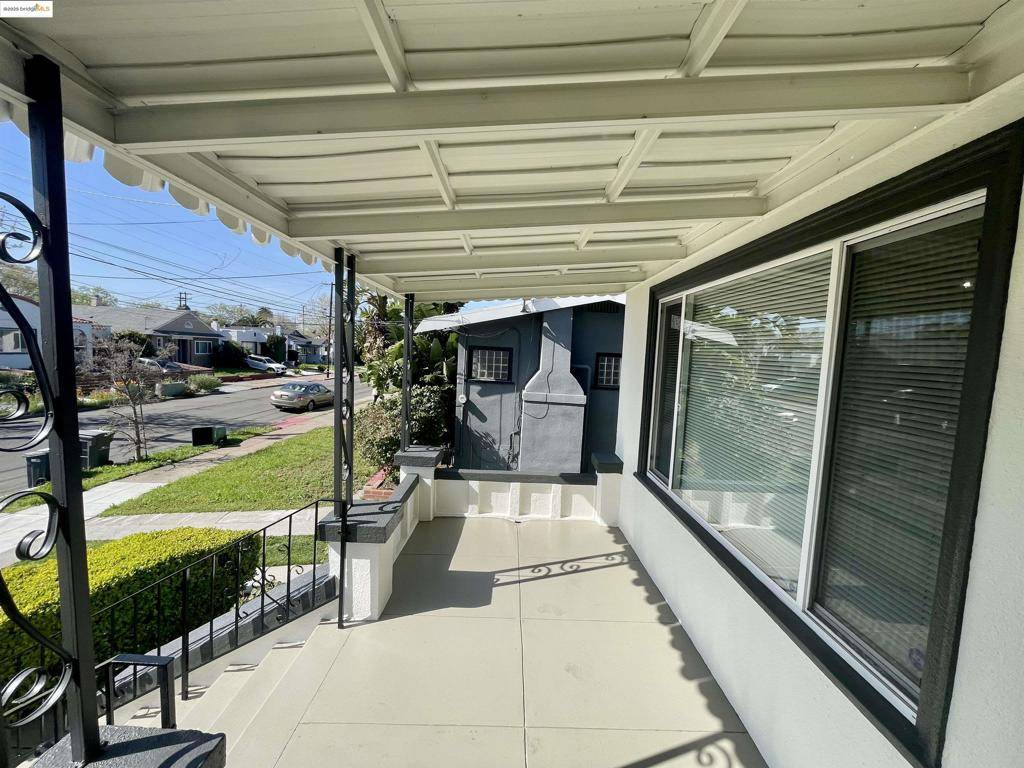 Oakland, CA 94605,2445 66th AVE
