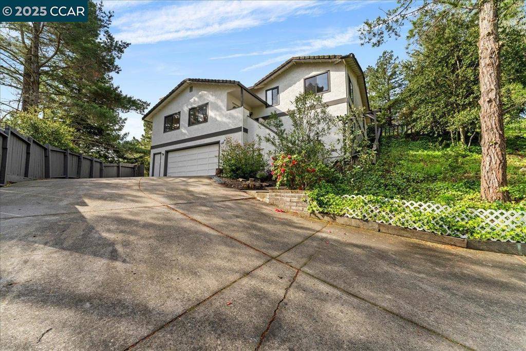 Richmond, CA 94803,2266 Bristlecone Dr