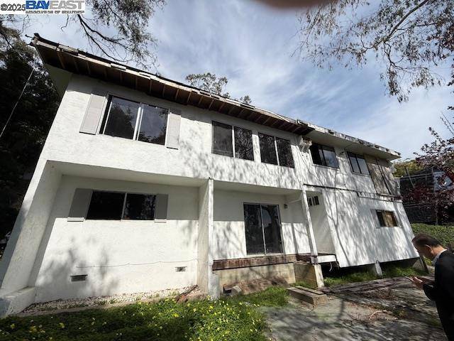 Oakland, CA 94602,4490 Arcadia Ave