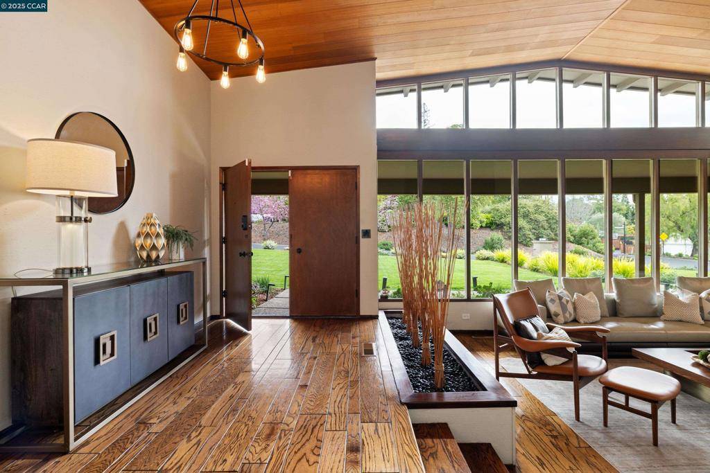Alamo, CA 94507,3138 Oakwood Lane