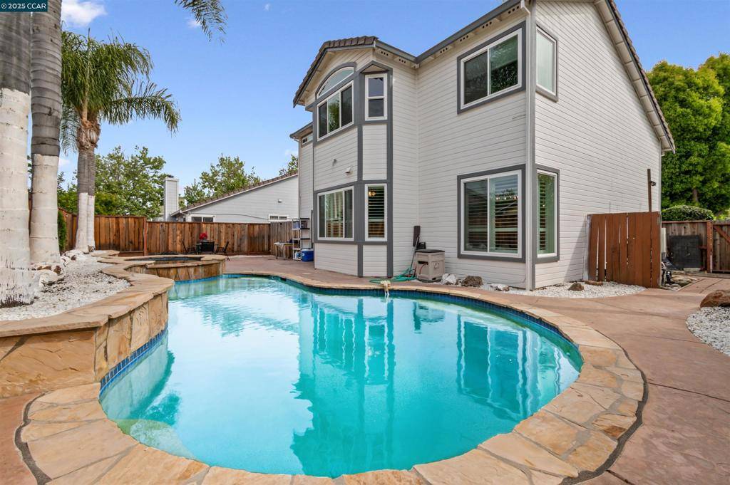 5131 Catanzaro Way, Antioch, CA 94531