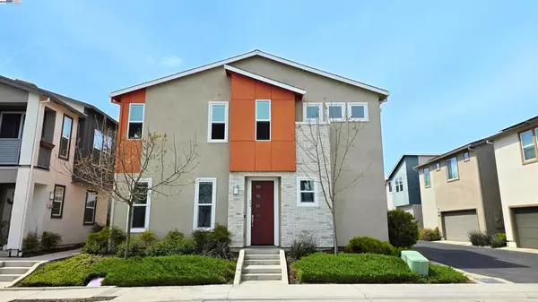 4414 Ocean Ln, Elk Grove, CA 95757