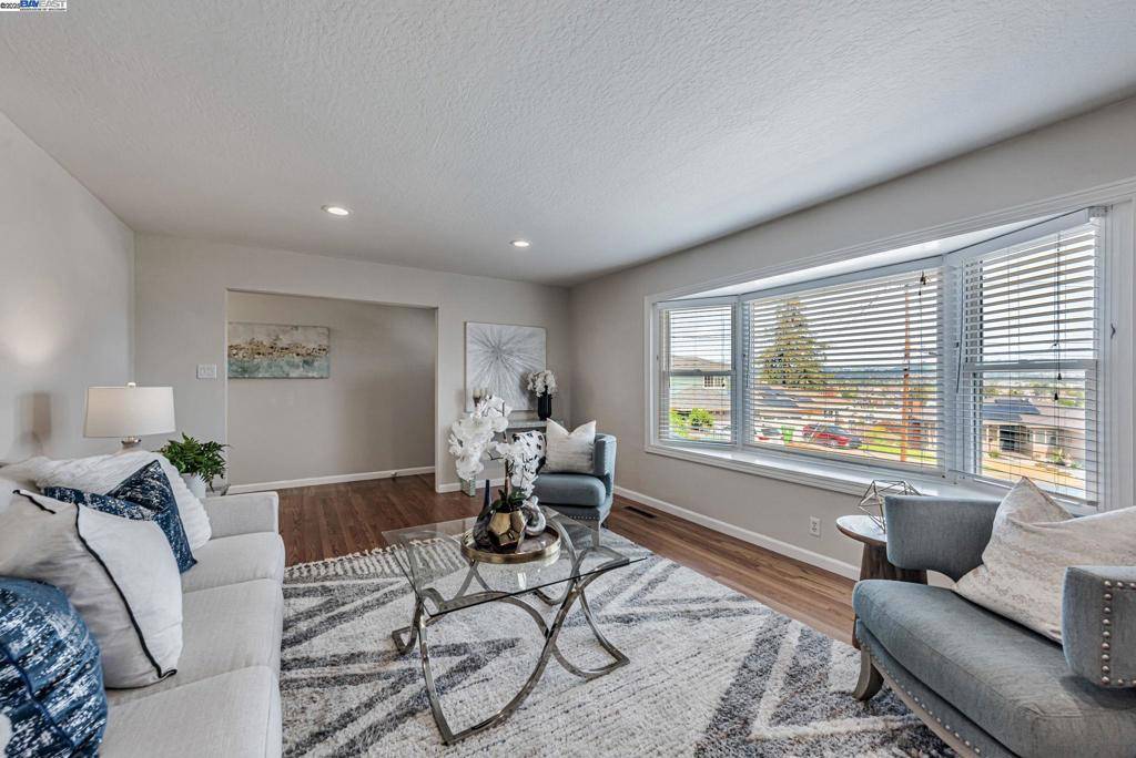 Castro Valley, CA 94546,2409 San Carlos Ave