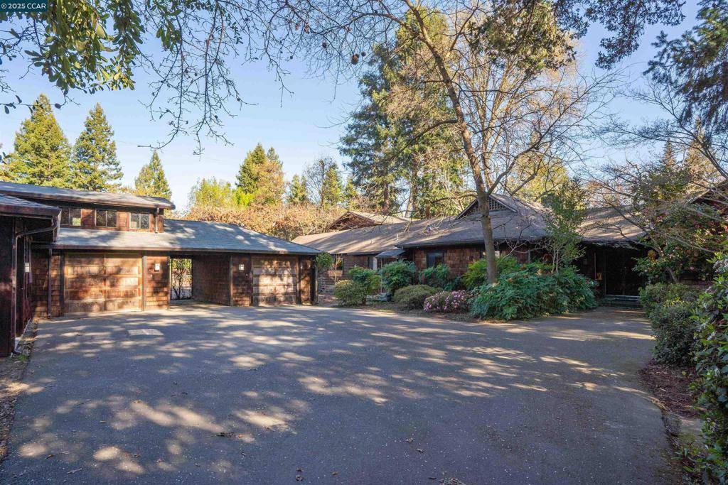 Alamo, CA 94507,1375 Pine Tree Drive