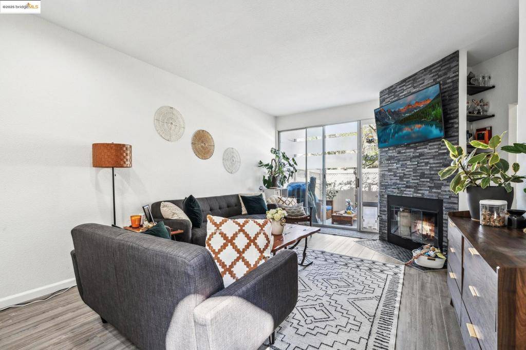 Richmond, CA 94804,2324 Dolphin Dr