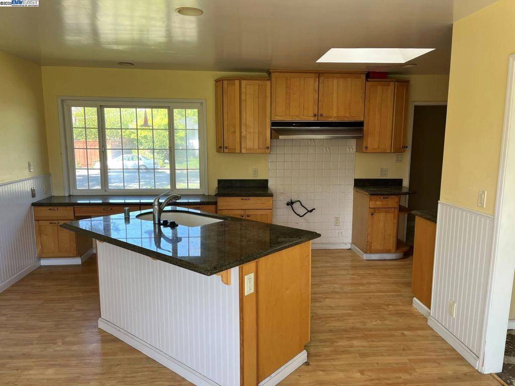 Fremont, CA 94536,492 D Street