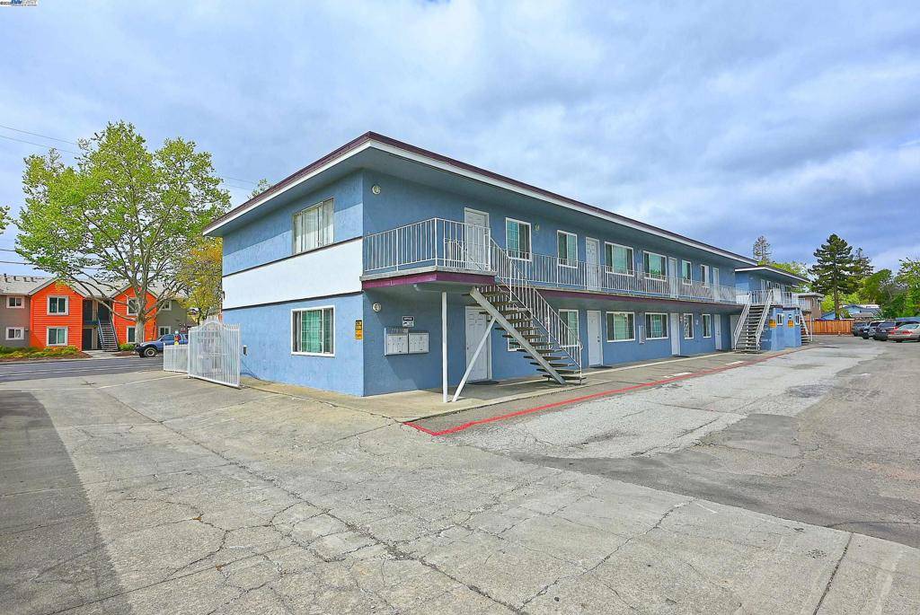 Hayward, CA 94544,27808 Huntwood Ave