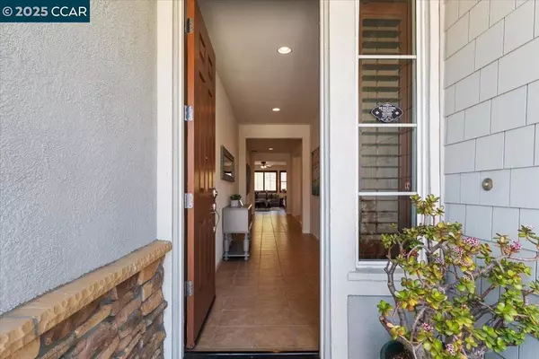 Pittsburg, CA 94565,2438 Maho Bay Cir