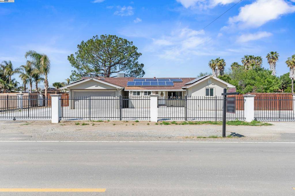 31145 S Koster Road, Tracy, CA 95304