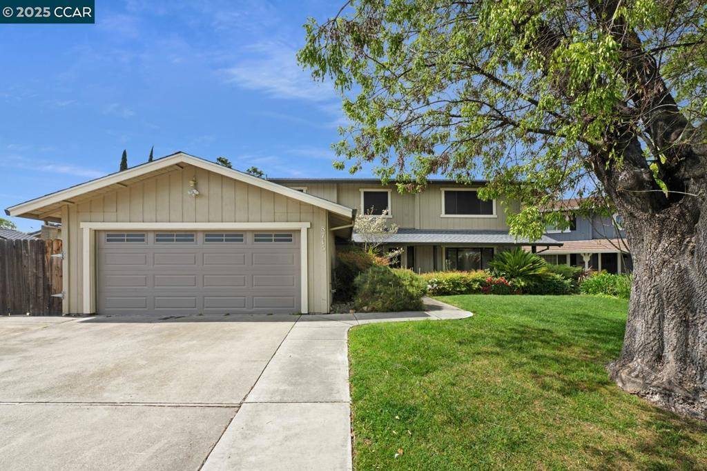 8715 Eastwood Ct, Stockton, CA 95209
