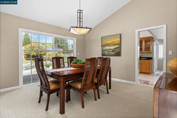 Walnut Creek, CA 94596,1808 Oro Valley Ct