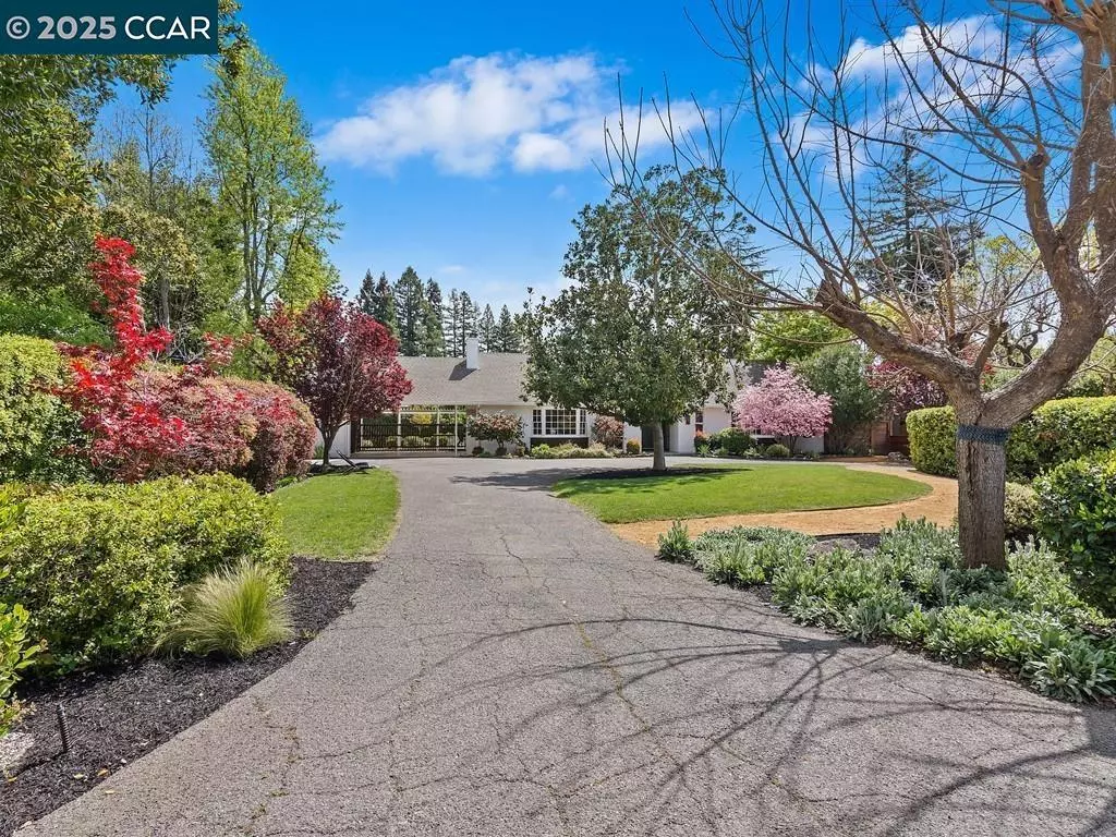 Lafayette, CA 94549-5114,878 Santa Maria Way