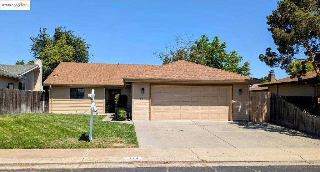 324 Lassen DR, Lodi, CA 95242