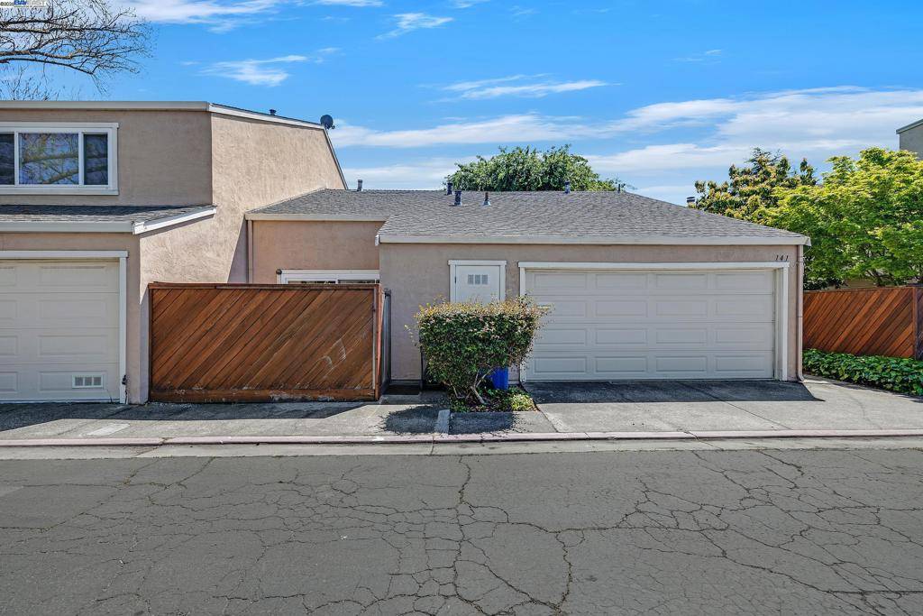 Hayward, CA 94544,141 Briarwood Drive