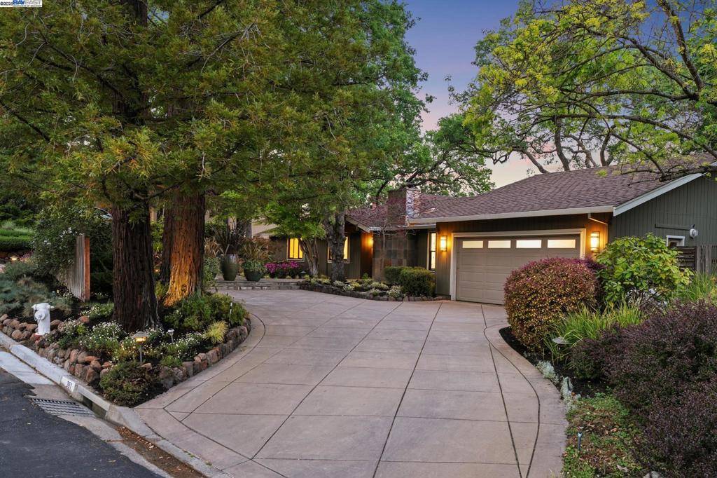 Alamo, CA 94507,361 Castle Crest Rd